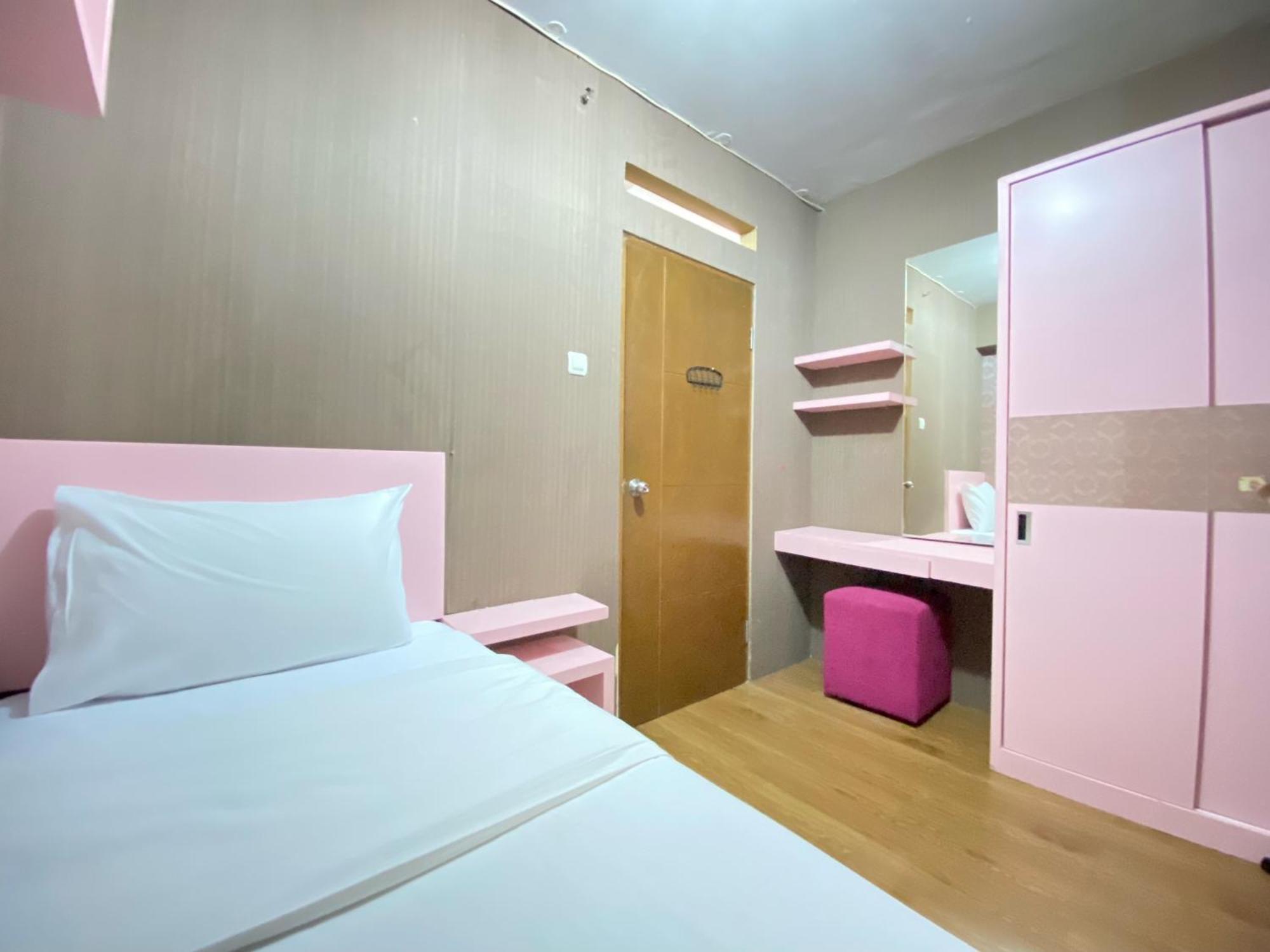 Spacious 3br At Gateway Ahmad Yani Cicadas By Travelio Apartemen *